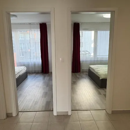 Appartement Spacious 2br With Balcony In - Comfort & Style