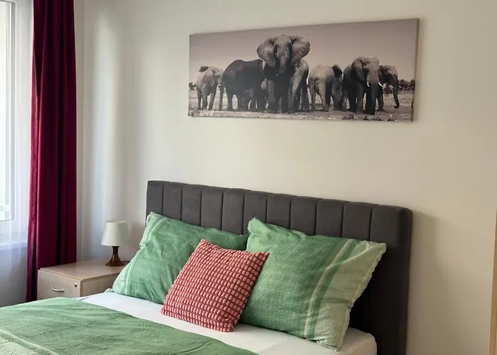 Apartament Spacious 2br With Balcony In - Comfort & Style