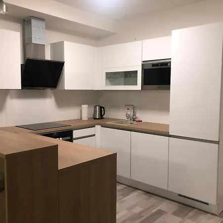 Spacious 2br With Balcony In - Comfort & Style *